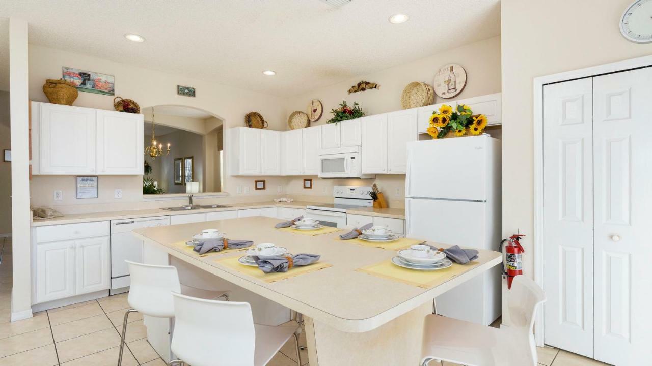 Palm Key Villa 7 Bed On Emerald Island Resort Киссимми Экстерьер фото